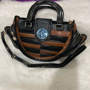 High Fashion Shoulder bag duo with small crossbody purse- NWOT